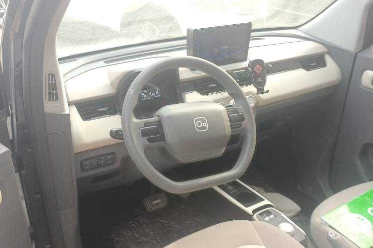 Used Chery QQ Ice Cream 2024 170km Milkshake
