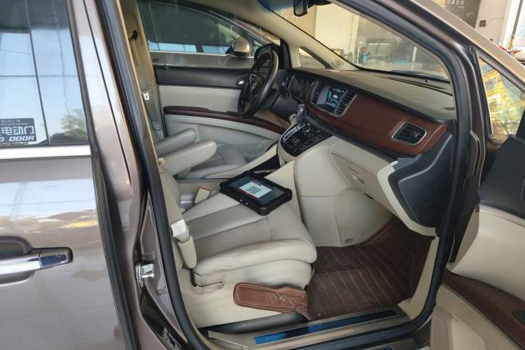 Used Buick GL8 2017 25S Luxury Version China V Standard
