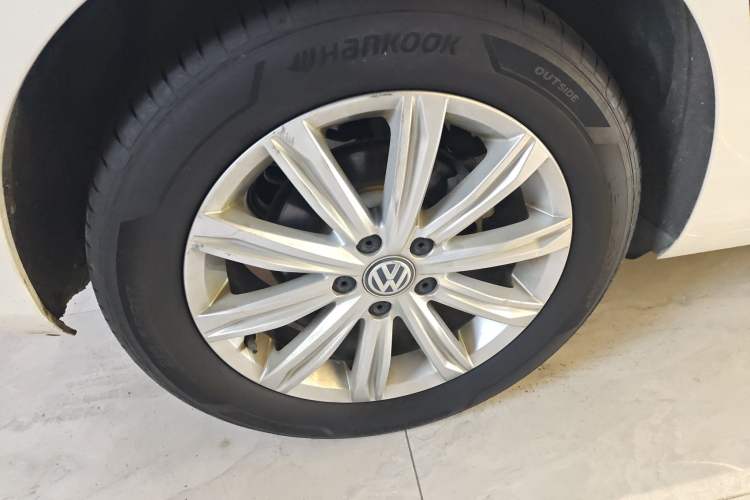 Used Volkswagen Touran 2021 Touran L 280TSI DSG Comfort Edition 7 Seats
