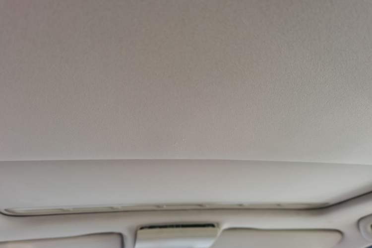 Used Volkswagen Lavida 2011 1.6L Automatic Premium Edition Headliner