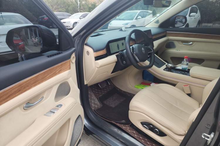 Used Hima AITO M7 2022 1.5T Four-Wheel Drive Luxury Edition