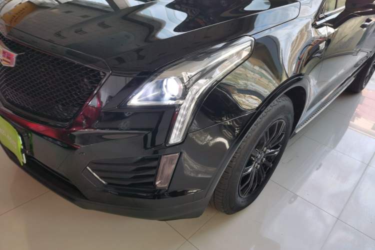 Used Cadillac XT5 2018 25T Tech Model
