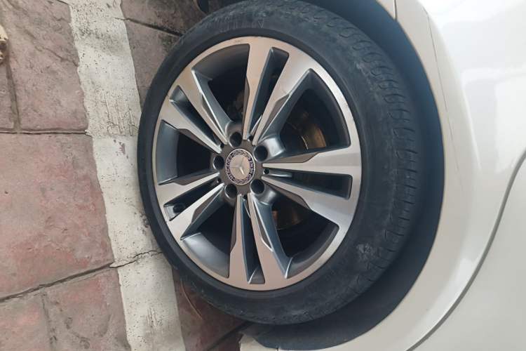 Used Mercedes-Benz E-Class 2015 Restyled E 260 L Sport Edition
