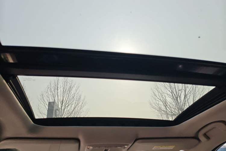 Used Nissan X-Trail 2023 Classic 2.0L Two-Wheel Drive Smart Connect Premium Edition
