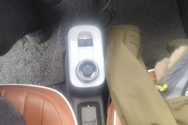 Used Geely Galaxy Panda 2023 Panda Mini 200km Endurance Bear