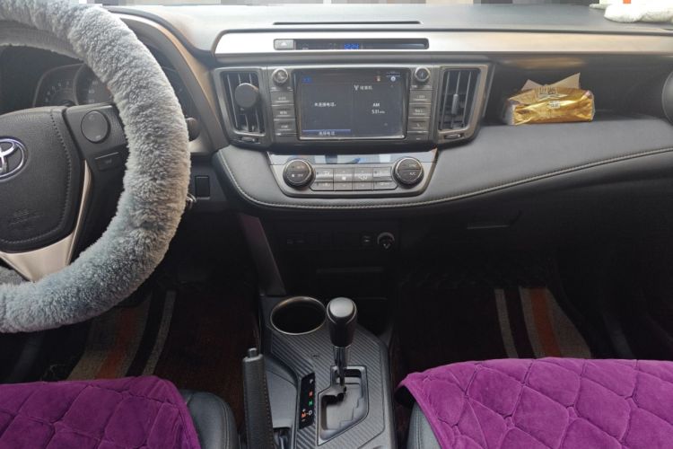 Used Toyota RAV4 2015 2.0L CVT Two-Wheel Drive Fashion Edition Audio And AC Panel