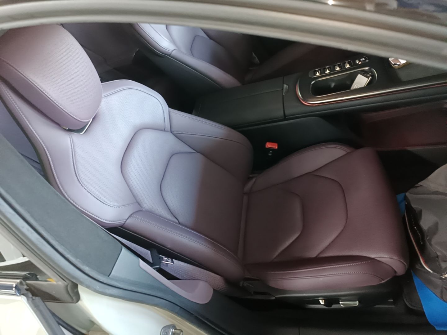 Xiaomi Auto SU7 2024 Four-Wheel Drive Ultra-Long Range Advanced Intelligent Driving Max Edition — снимка 19