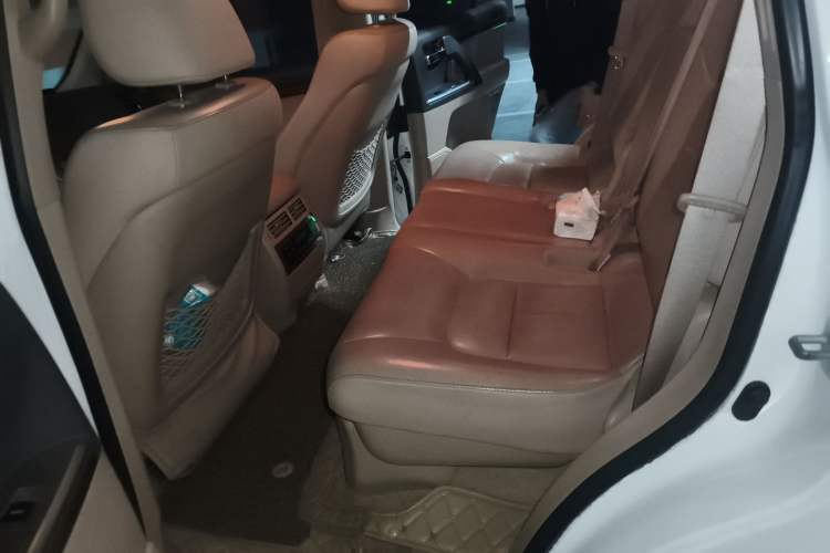 Used Toyota Land Cruiser 2012 4.0L Automatic VX Left Rear Seat