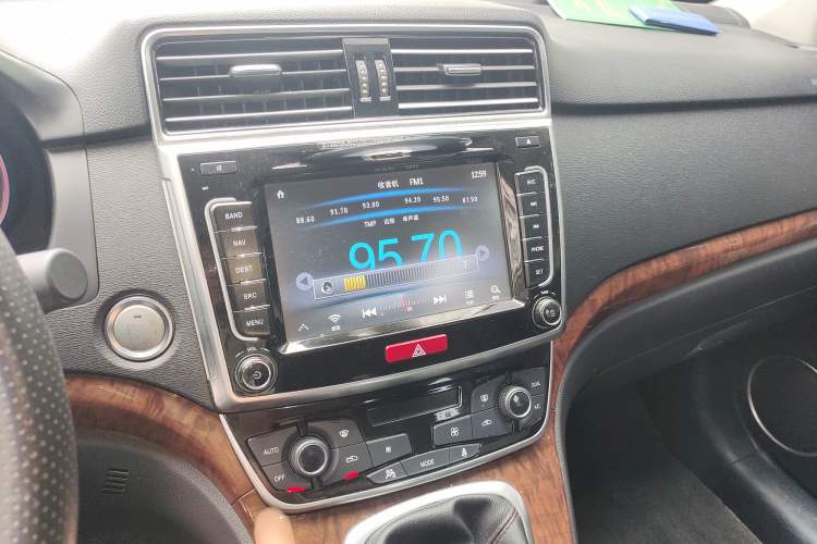 Used Haval H6 2015 Sport Edition 1.5T Manual Two-Wheel Drive Elite Model