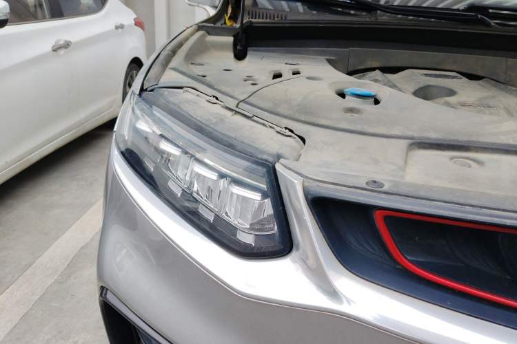 Used Geely Auto Monjaro 2019 350T YAOXINGZHE Right Front Headlight