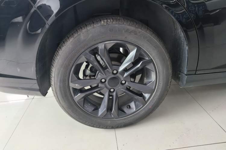 Used Dongfeng Aeolus Yixuan 2024 1.5L Automatic JingSu Edition Right Rear Wheel Hub