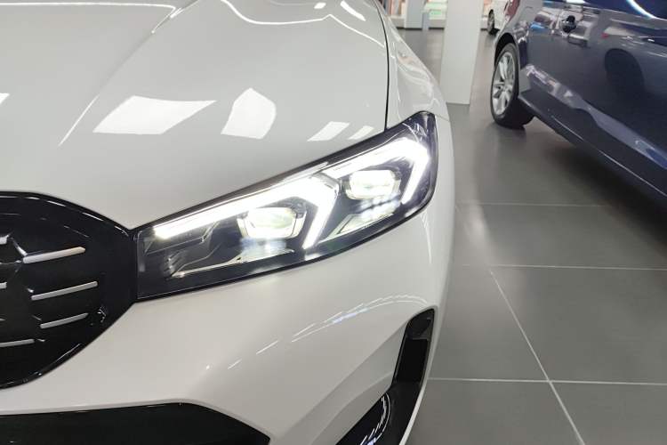 Used BMW 3 Series 2024 325Li M Sport Night Edition Package
