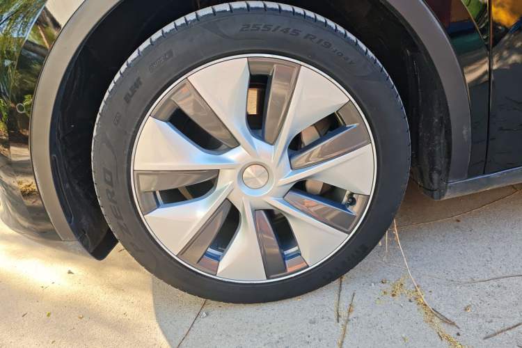 Used Tesla Model Y 2022 Rear-Wheel-Drive Version