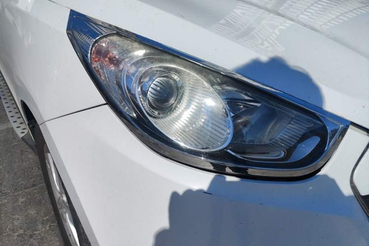 Used Hyundai ix35 2012 2.0L Automatic Two-Wheel Drive Elite Edition GLS
