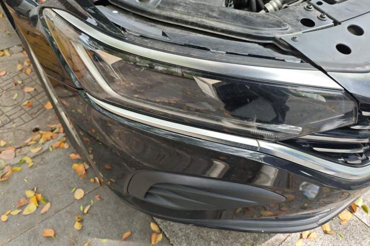 Used Volkswagen Passat 2022 280TSI Business Edition Right Front Headlight