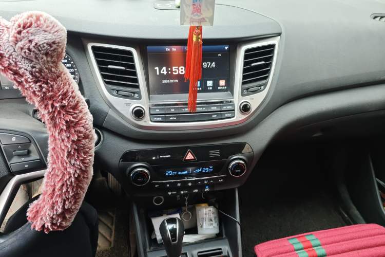 Used Hyundai Tucson 2015 1.6T Dual-Clutch Two-Wheel-Drive Smart Model