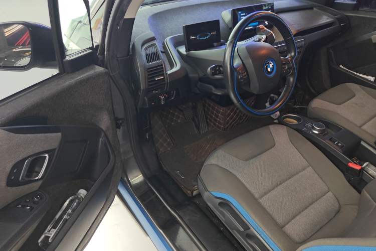 Used BMW i3 2019 Fast Charging Edition
