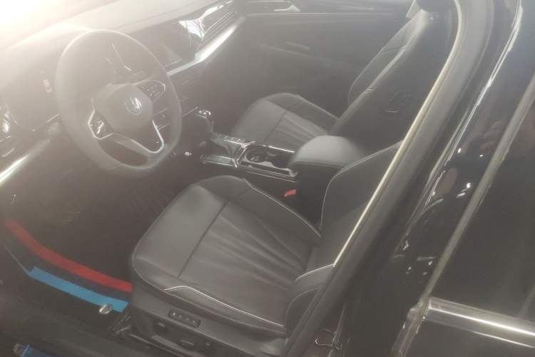 Used Volkswagen Passat 2024 330TSI Starry Elite Edition
