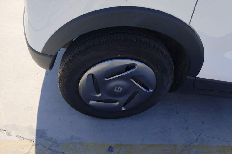 Used Leapmotor T03 2024 200 Lite Edition Right Rear Wheel Hub