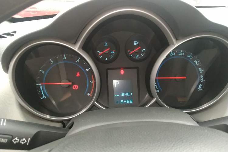 Used Chevrolet Cruze 2014 1.6L SL Millionth Anniversary Edition AT Instrument Cluster