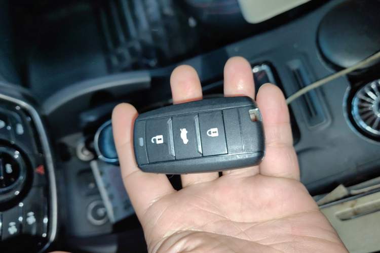 Used Changan CS75 2014 1.8T Automatic Elite Model China IV Standard
