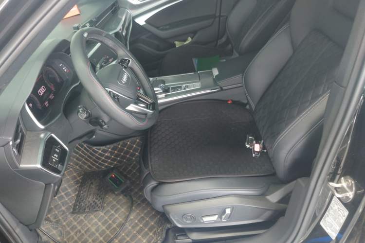 Used Audi A6L 2025 Revised 45 TFSI Prestige Dynamic Edition
