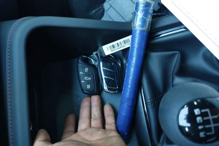 Used Roewe i5 2026 Model 1.5L Manual Comfort Version
