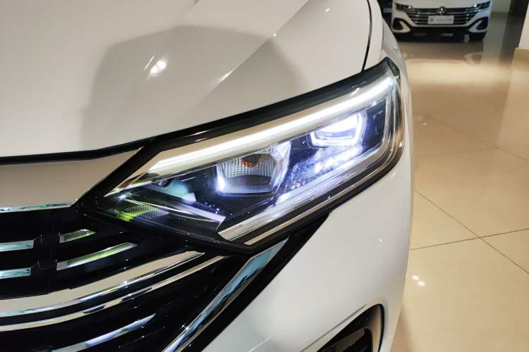 Used Volkswagen Sagitar 2023 280TSI DSG Beyond Lite Edition Left Front Headlight