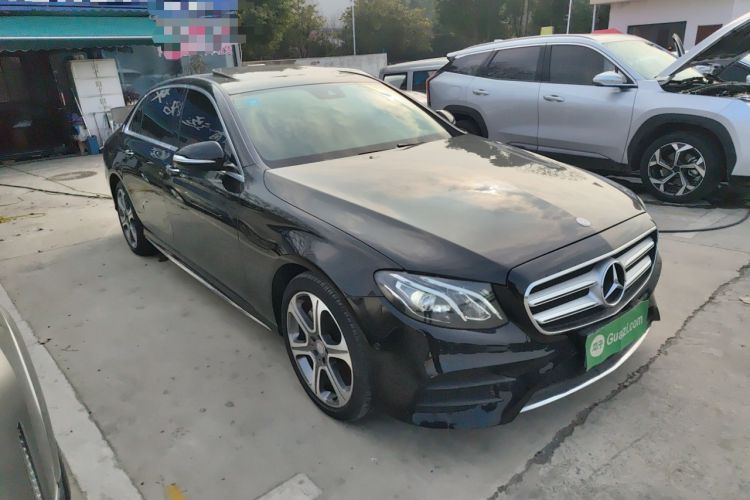 Used Mercedes-Benz E-Class 2017 E 300 L Sporty and Stylish Model
