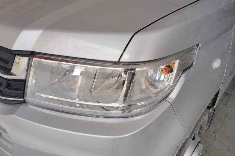 Used Wuling Rongguang New Truck 2021 1.8L Comfort Single-Row Double Rear Wheels LJ479Q6
