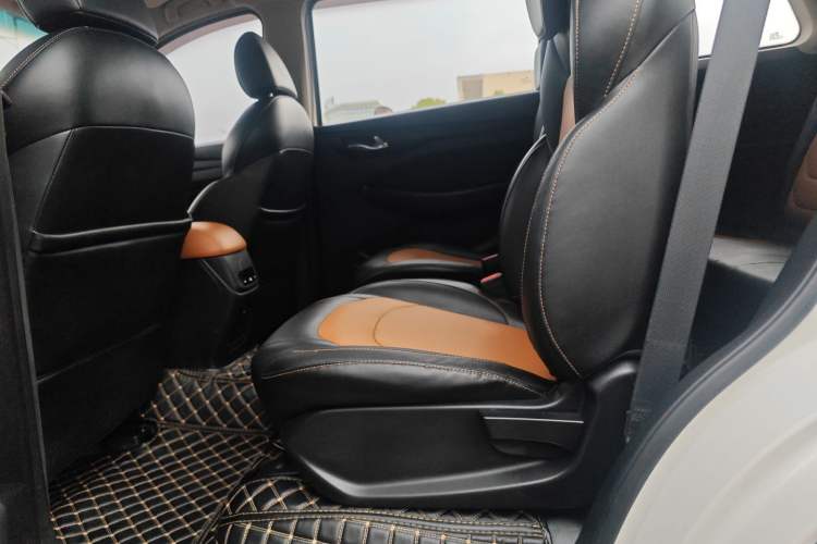 Used Wuling Hongguang S3 2018 1.5L Manual Comfort Model China V Standard