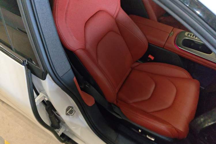 Used Xiaomi Auto SU7 2024 Rear-Drive Ultra-Long Range Advanced Pro-Level Intelligent Driving Version
