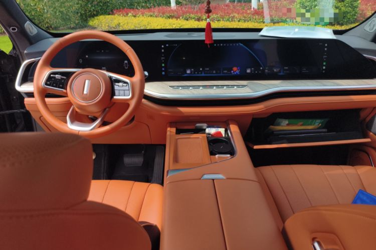 Used Wey Lanshan 2023 Four-Wheel Drive Ultra-Long Range Version Center Console