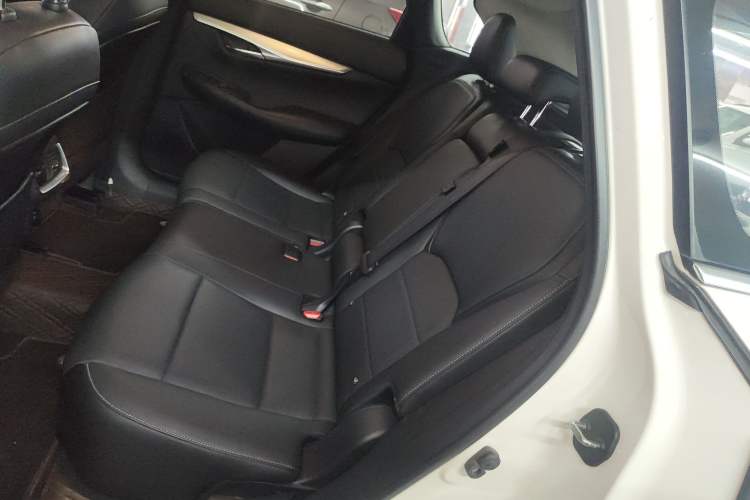 Used Infiniti QX50 2018 2.0T Two-Wheel Drive Fashion Edition