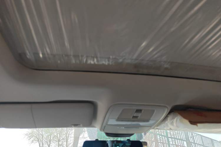 Used Roewe i5 2021 1.5L CVT Diamond Edition
