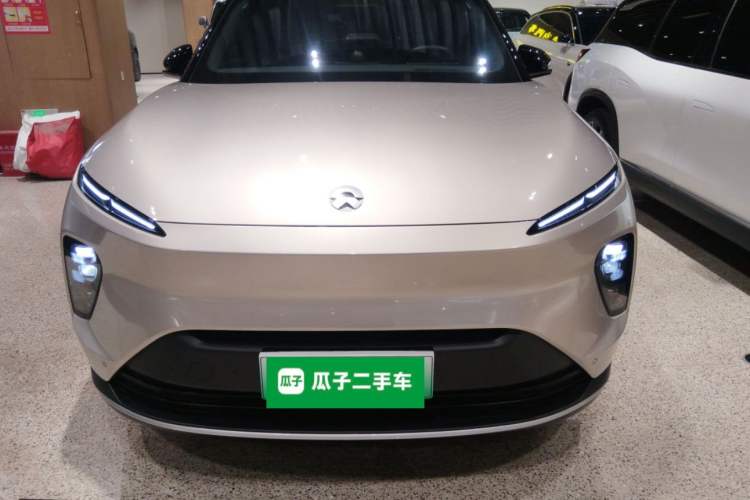 Used Nio ES8 2023 75 kWh Front