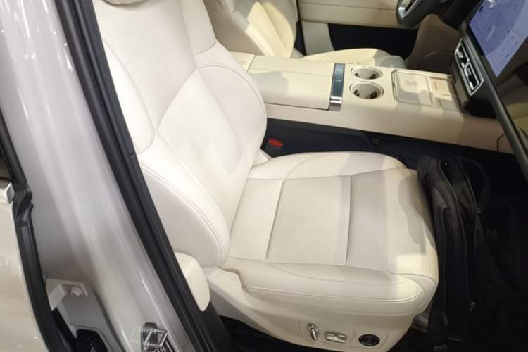 Used Li Auto L6 2024 Pro Model
