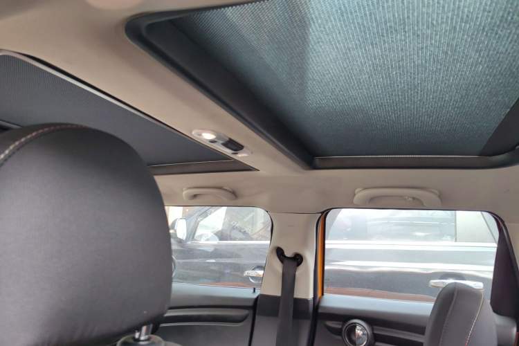 Used MINI 2015 1.2T ONE Five-Door Edition Headliner