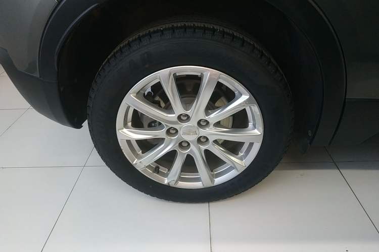 Used Cadillac XT4 2018 28T Two-Wheel Drive Tech Version
