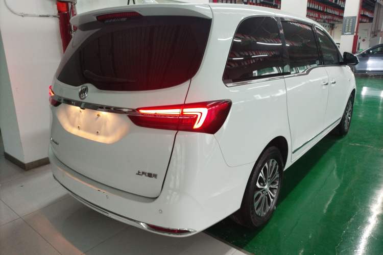 Used Buick GL8 2021 Land Cruiser Executive Class 652T Luxury Model
