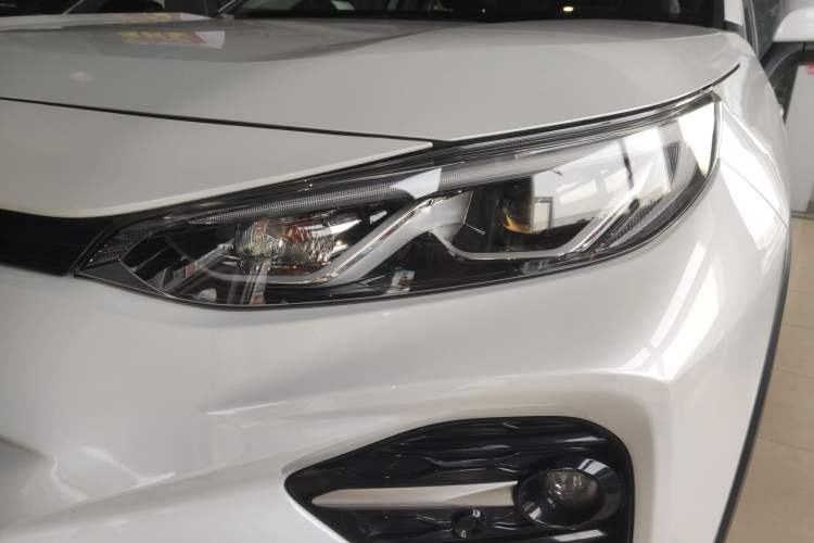 Used Toyota Wildlander 2023 2.0L CVT Four-Wheel Drive Luxury PLUS Edition
