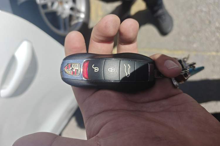 Used Porsche Macan 2017 Macan 2.0T Vehicle Key