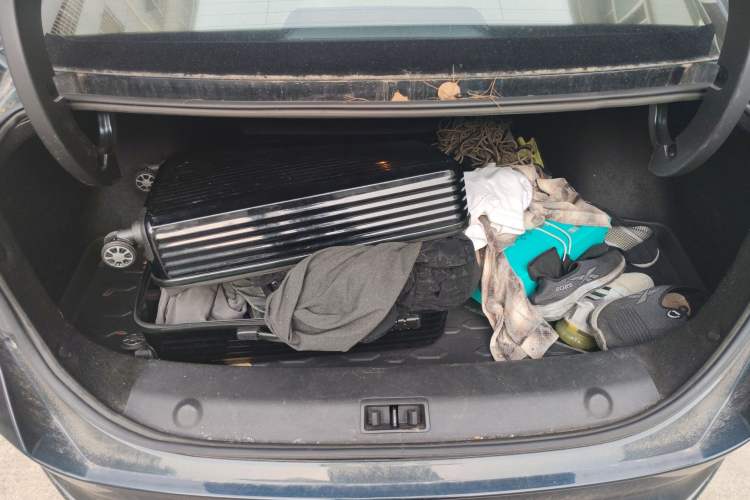 Used Dongfeng Aeolus Yixuan MAX 2021 1.5T Ultra-Stylish Trendsetter Edition
