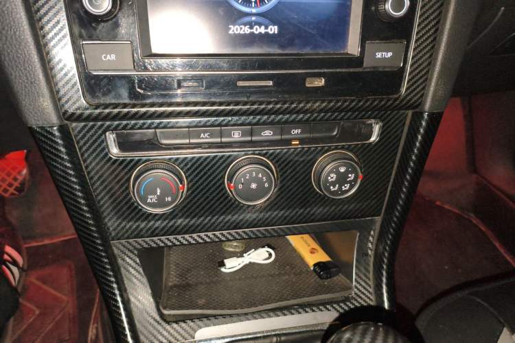 Used Volkswagen Golf 2014 1.6L Manual Fashion Edition