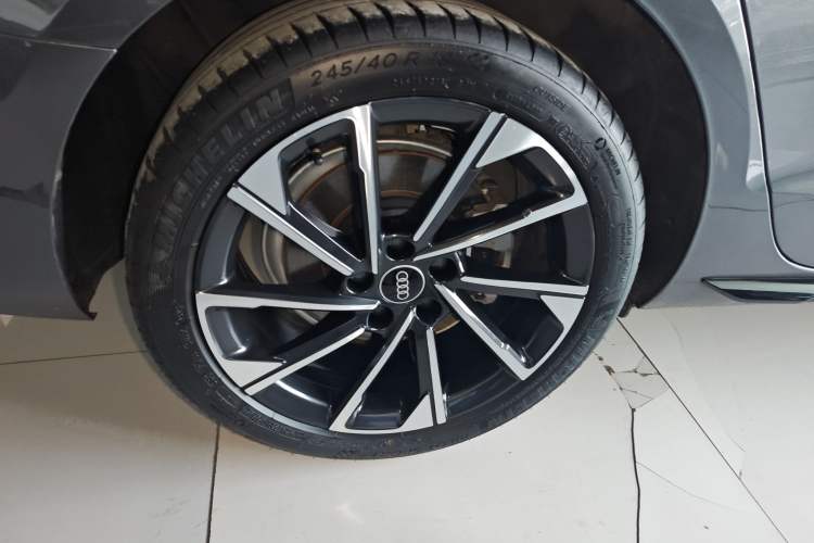 Used Audi A4L 2023 40 TFSI Luxury Dynamic Model