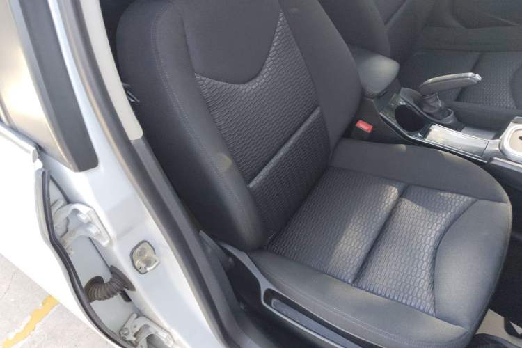 Used Citroen C4L 2015 1.2T Automatic Luxury Edition