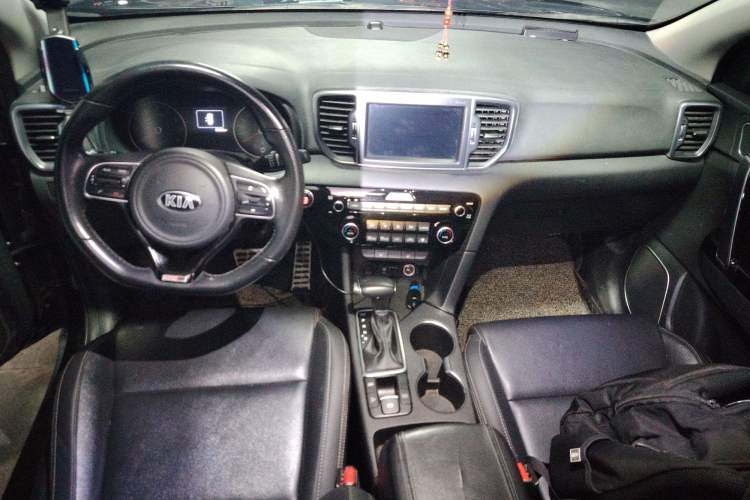 Used Kia KX5 2017 1.6T Automatic Two-Wheel Drive 15th Anniversary Special Edition DLX