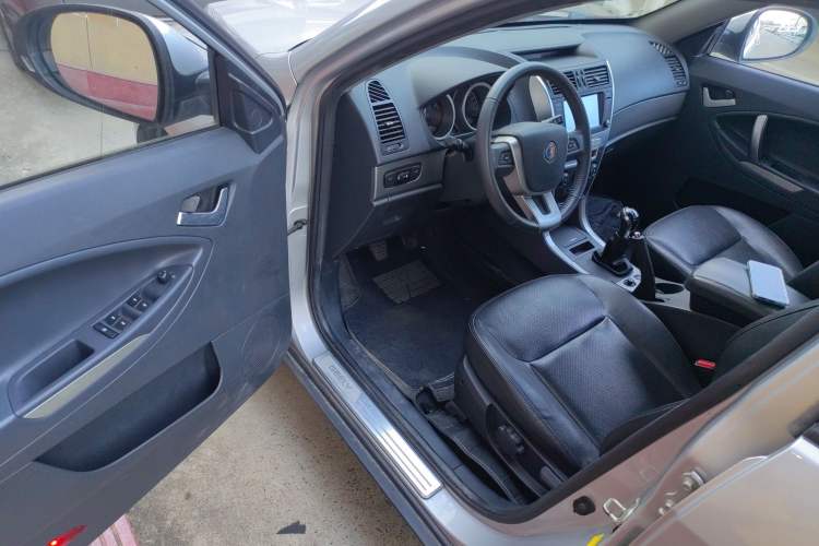 Used Geely Auto SX7 2013 2.0L Manual Elite Edition
