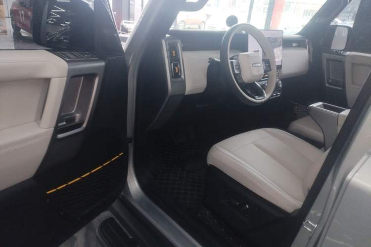 Used iCAR V23 2025 401 Two-Wheel Drive Intelligent Driving Version
