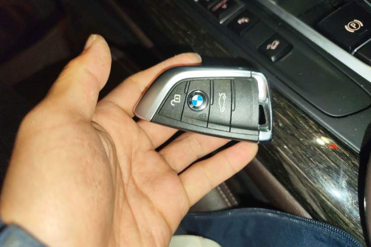 Used BMW X5 2018 xDrive35i M Sport Edition Vehicle Key